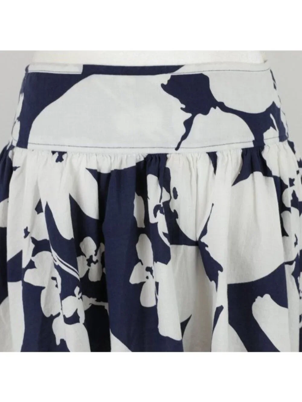 Roxy Juniors Size 7 Blue White Floral Ruffled Wrap Mini Skirt